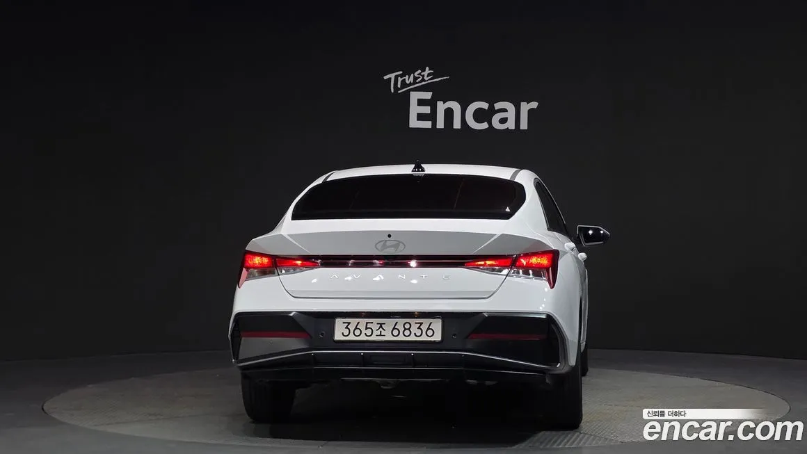 Hyundai AVANTE — фото 3