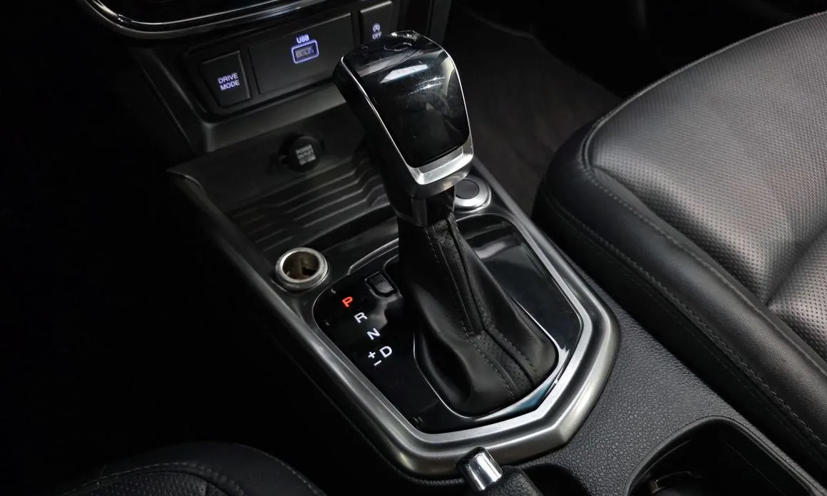 KG Mobility (Ssangyong) TIBOLI 2022 из KR, фото 4