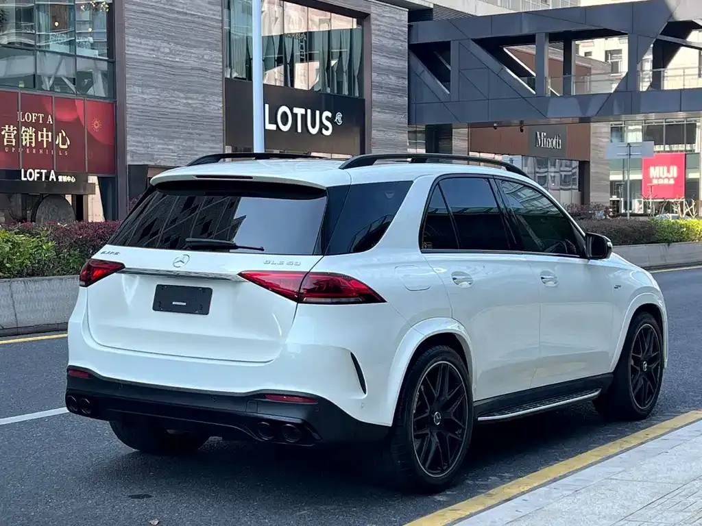Mercedes-Benz GLE AMG — фото 7