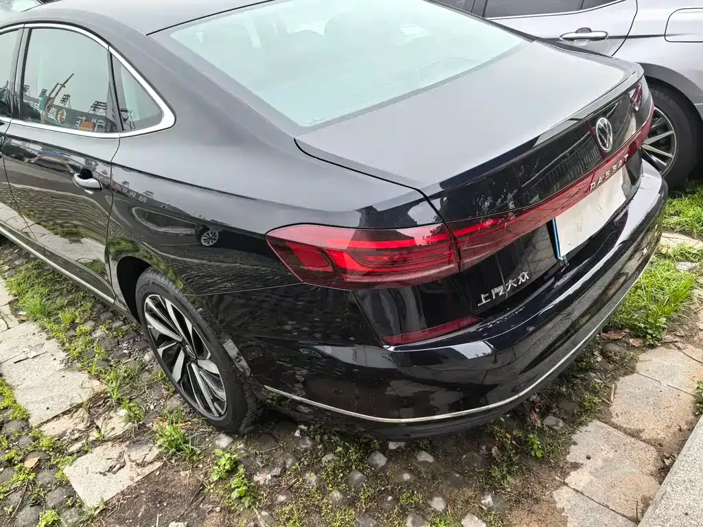 Volkswagen Passat — фото 4