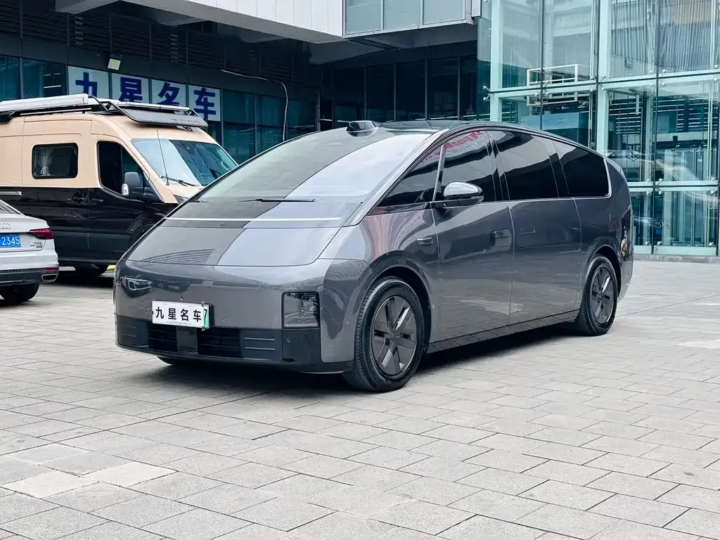 Li Auto MEGA