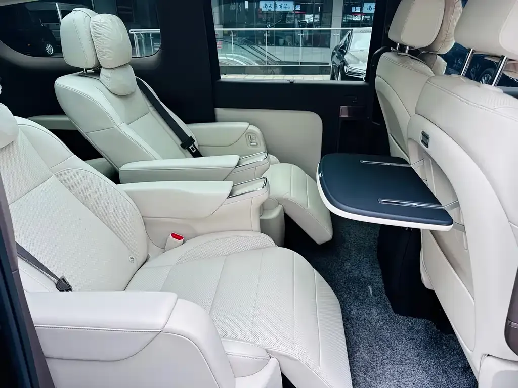 Li Auto MEGA 2024 из CN, фото 8