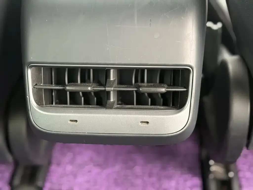 Tesla Model 3 — фото 2