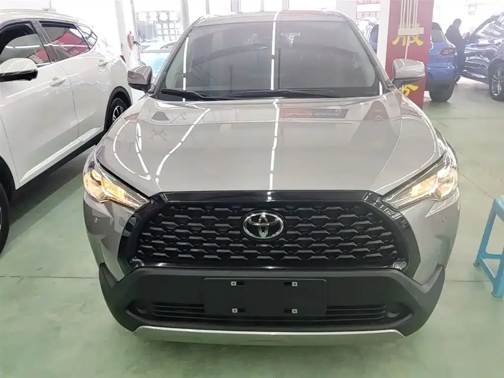 Toyota Corolla Cross — фото 4