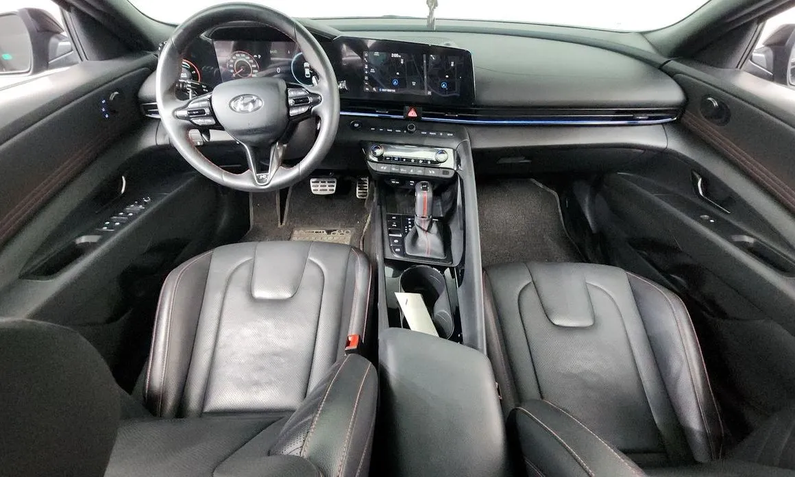 Hyundai AVANTE 2021 из KR, фото 2