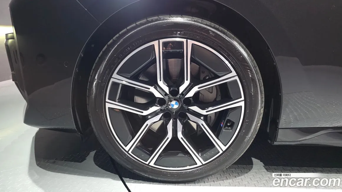 BMW 7-Series 2024 из KR, фото 7