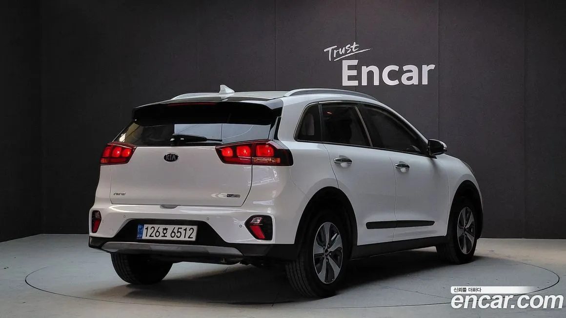 Kia Niro 2021 из KR, фото 3