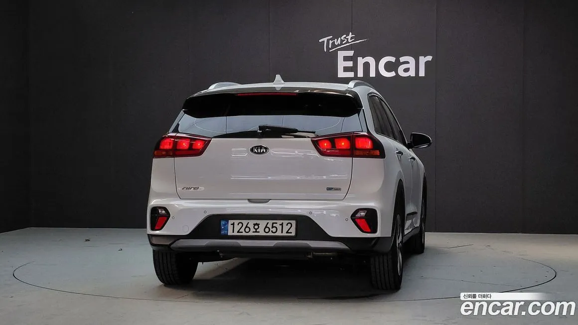 Kia Niro 2021 из KR, фото 2