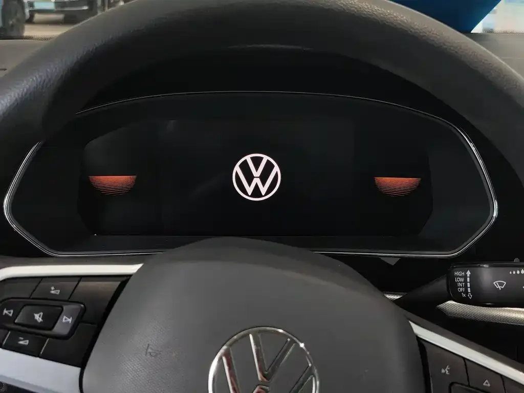 Volkswagen Passat — фото 2