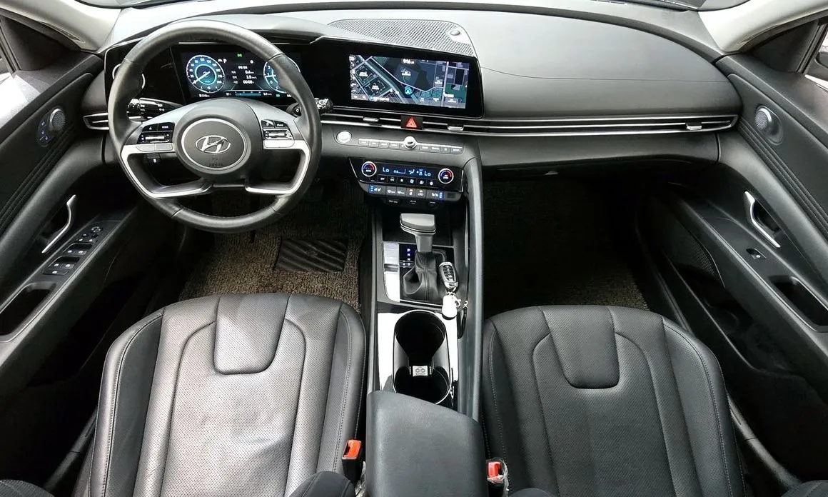 Hyundai AVANTE — фото 10