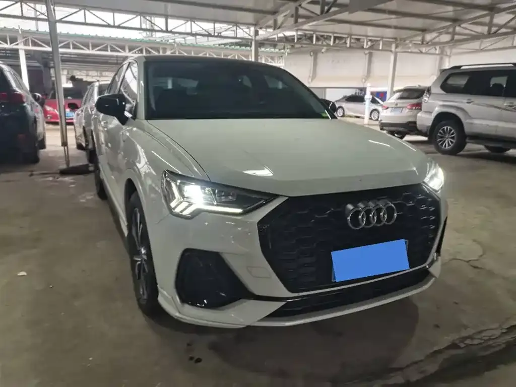 Audi Q3 Sportback — фото 6