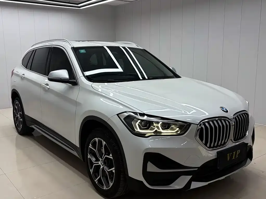 BMW X1 — фото 6