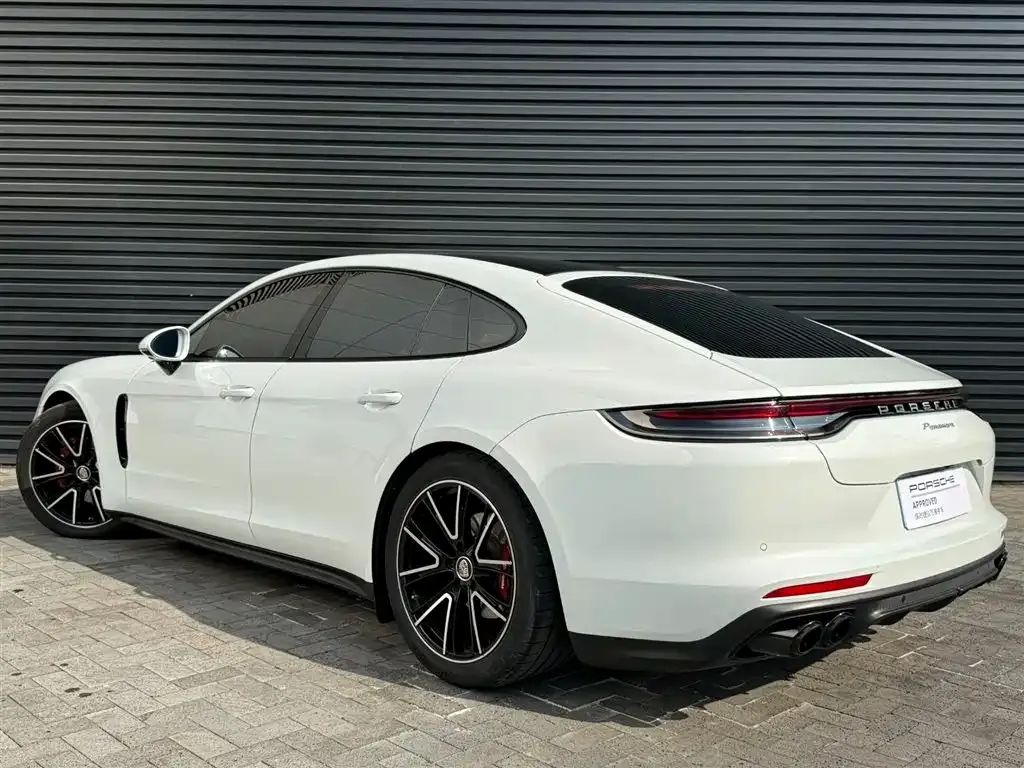 Porsche Panamera — фото 10