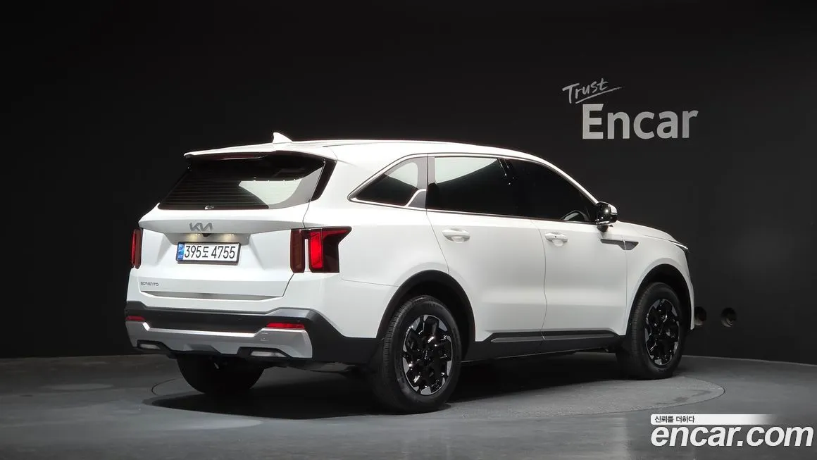 Kia Sorento — фото 4