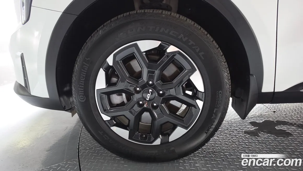 Kia Sorento — фото 6