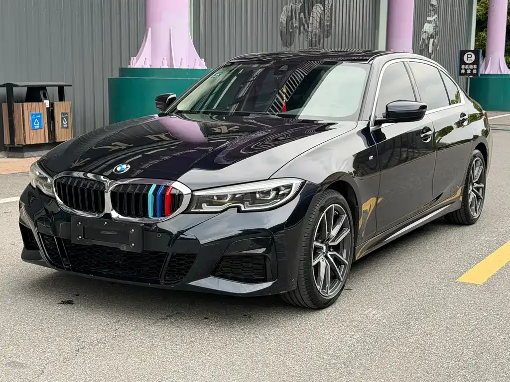 BMW 3 Series — фото 1