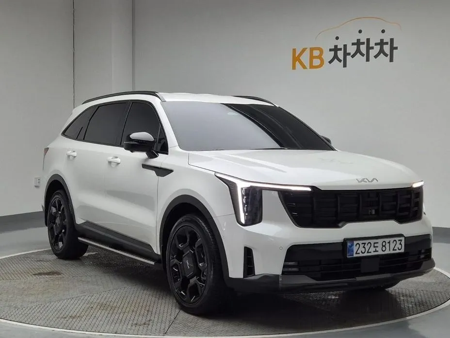 Kia Sorento — фото 7