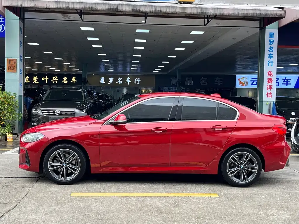 BMW 1 Series 2021 из CN, фото 5