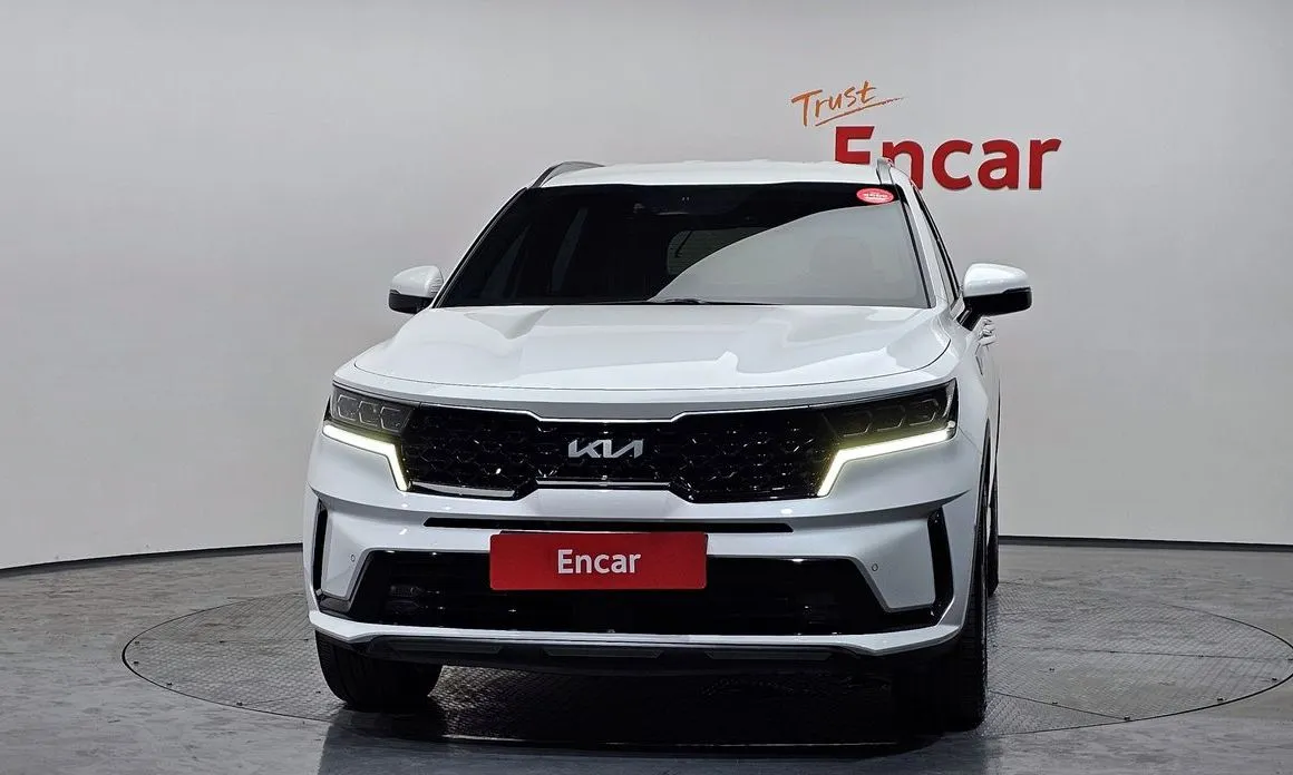 Kia Sorento — фото 5