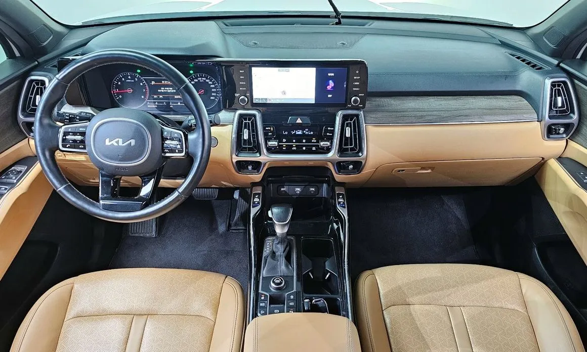 Kia Sorento — фото 8