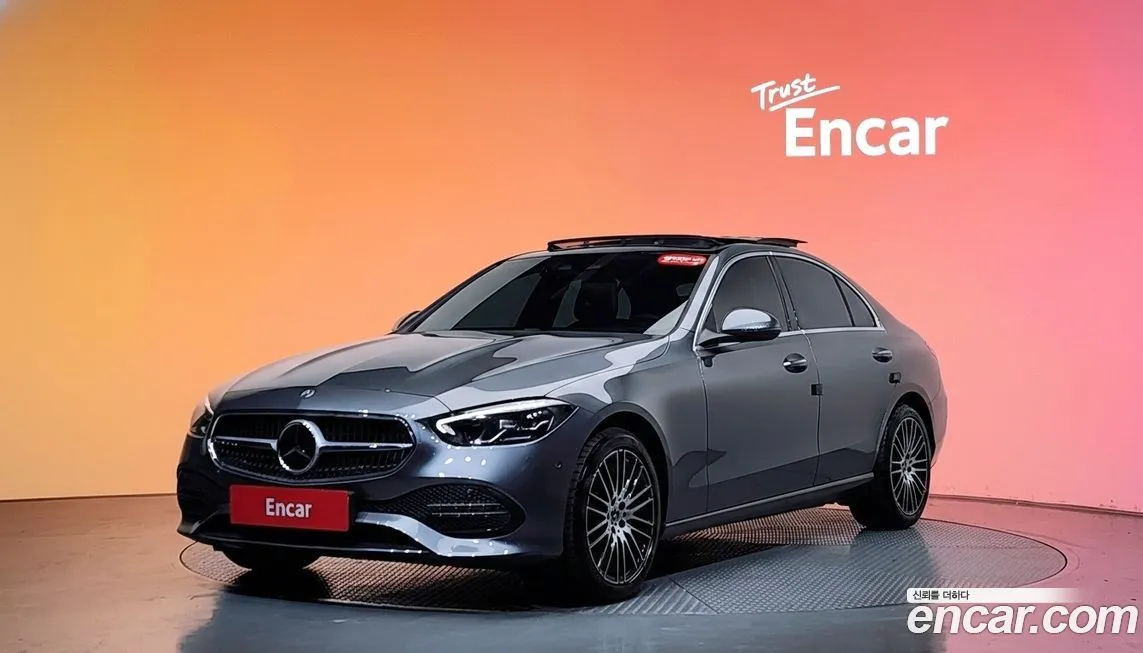 Mercedes-Benz C-Class C200 4MATIC Avantgarde 1