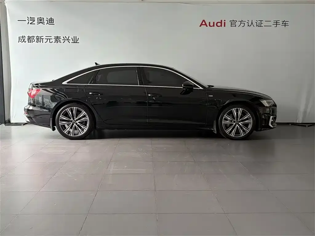 Audi A6L — фото 5
