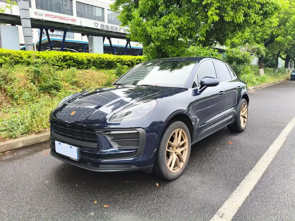 Porsche Macan — фото 1