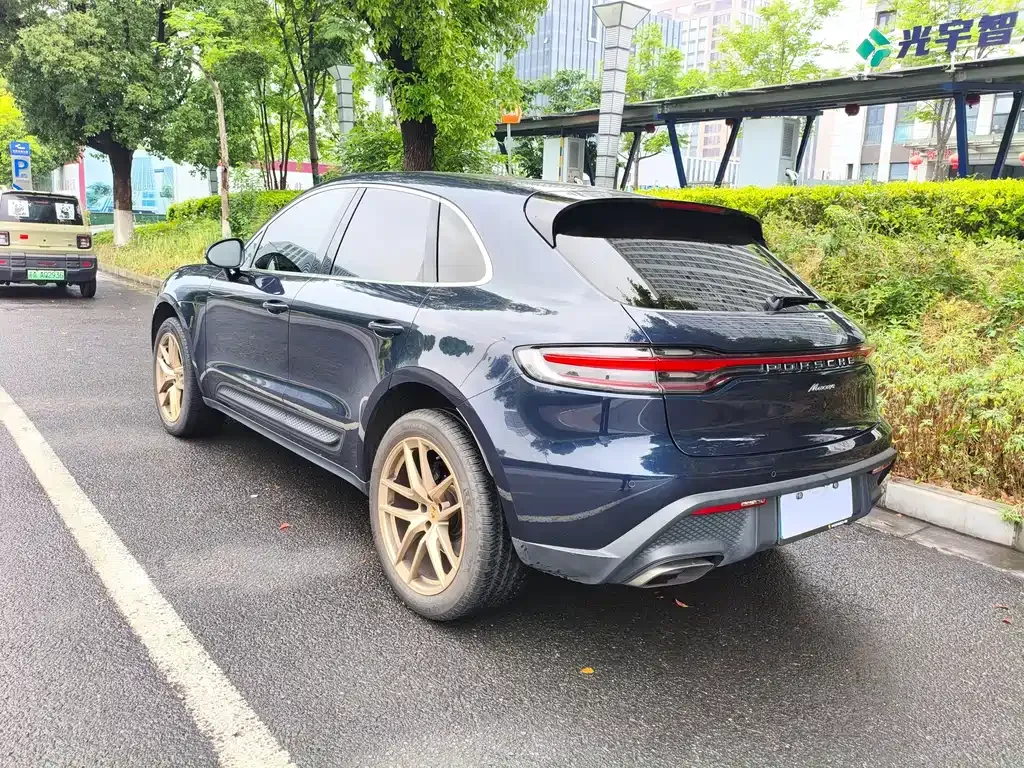 Porsche Macan — фото 9