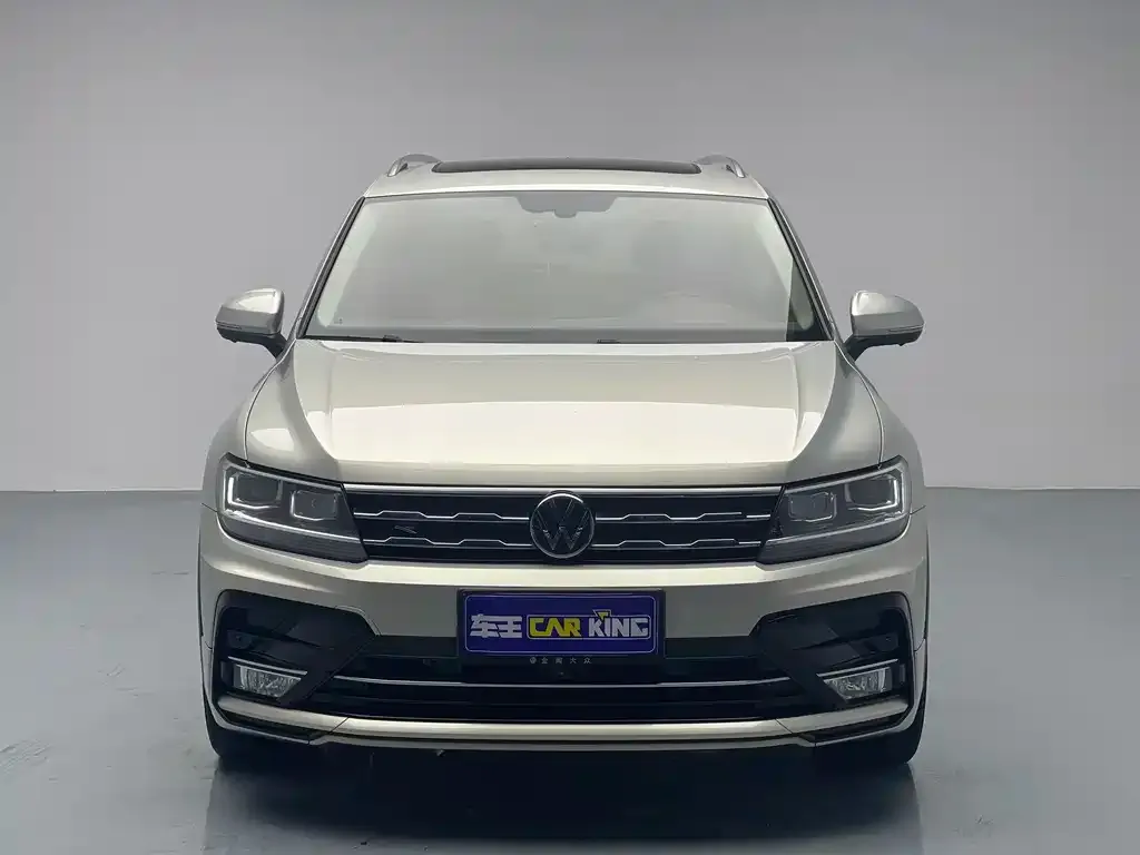 Volkswagen Tiguan L — фото 4