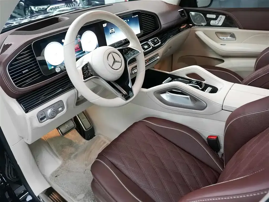 Mercedes-Benz GLS — фото 4