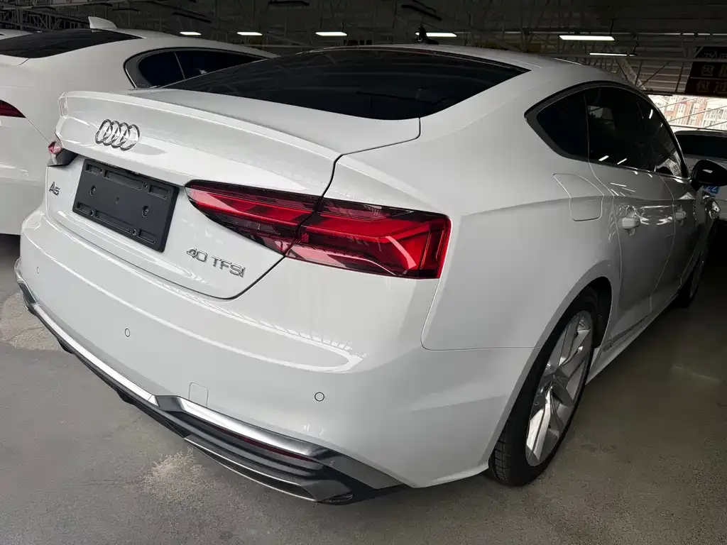 Audi A5 (Import) — фото 2