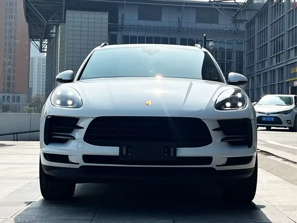 Porsche Macan — фото 6