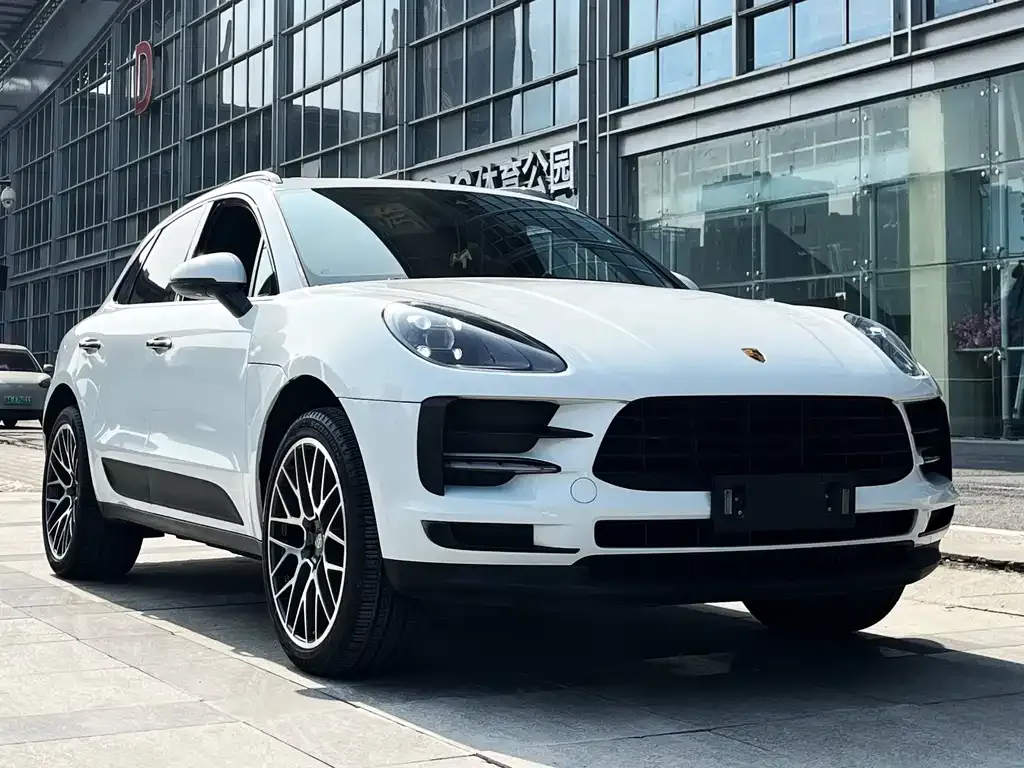 Porsche Macan — фото 8