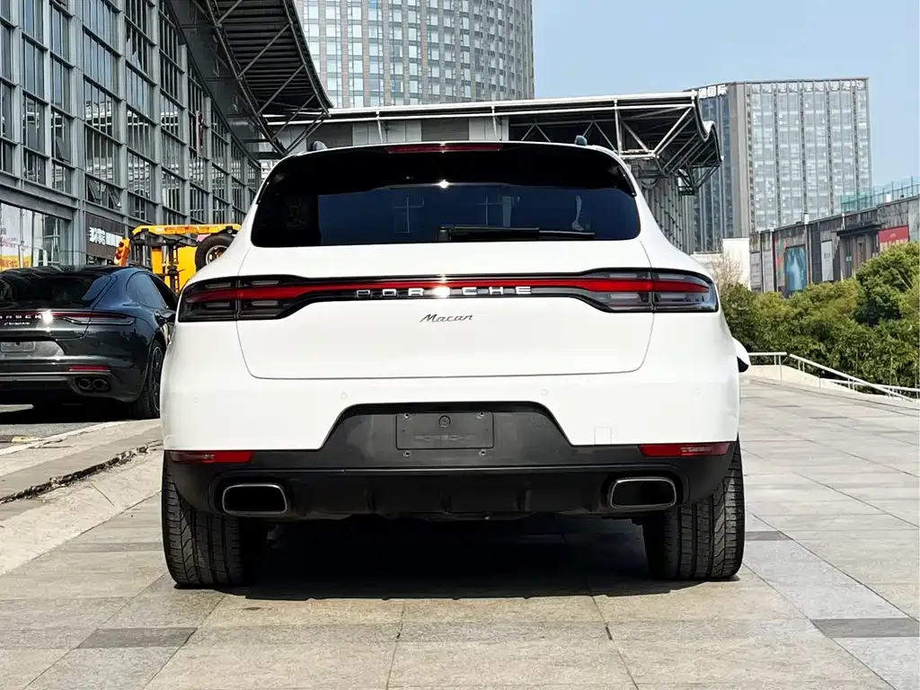 Porsche Macan — фото 10