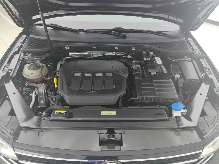 Volkswagen Magotan 2021 из CN, фото 7