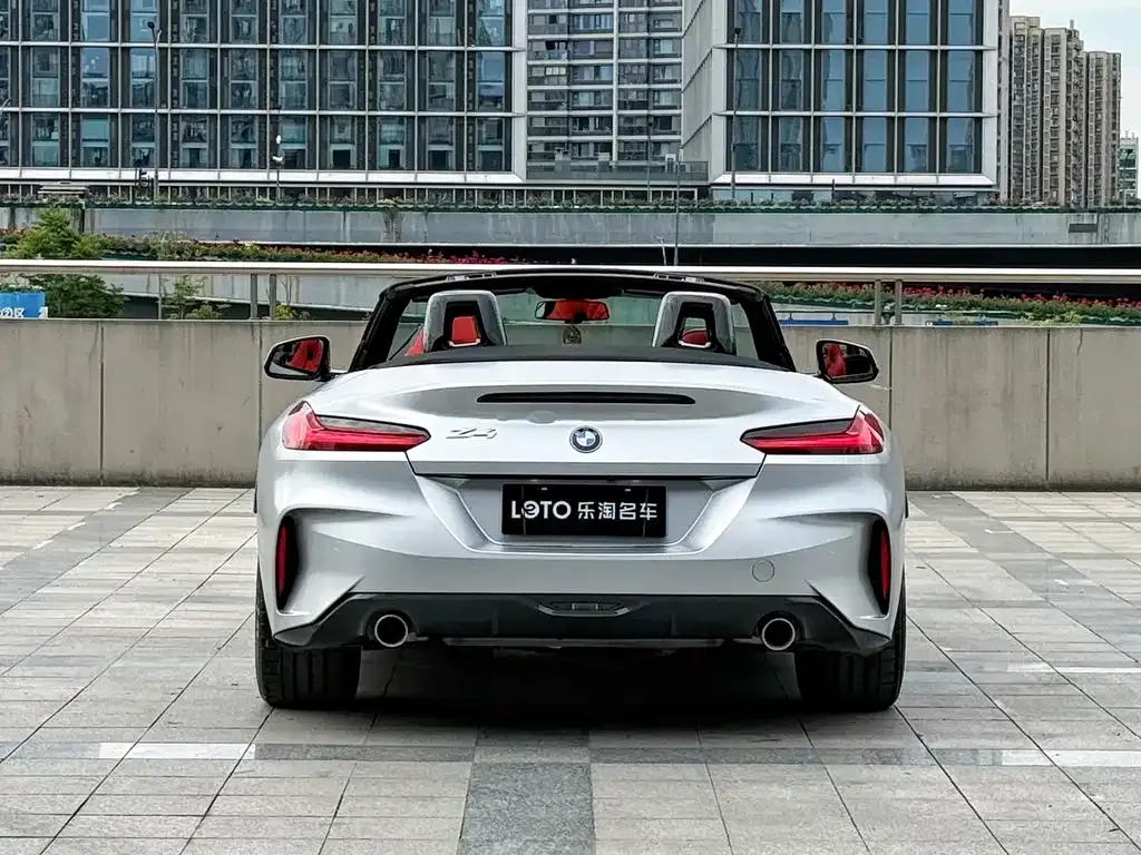 BMW Z4 — фото 9