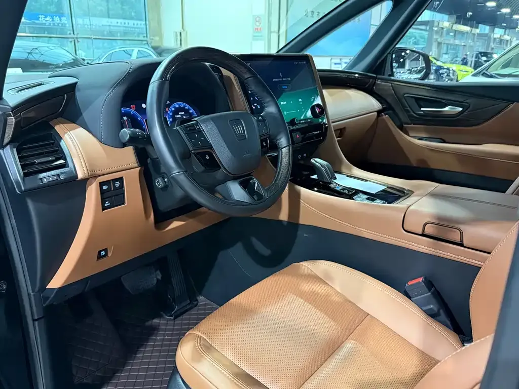 Toyota Vellfire — фото 2