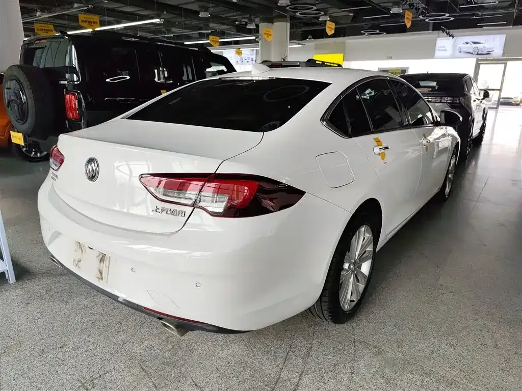 Buick Regal — фото 4