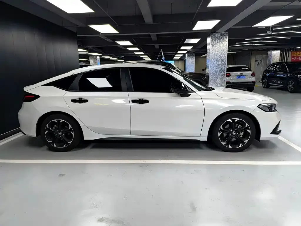 Honda Civic — фото 9