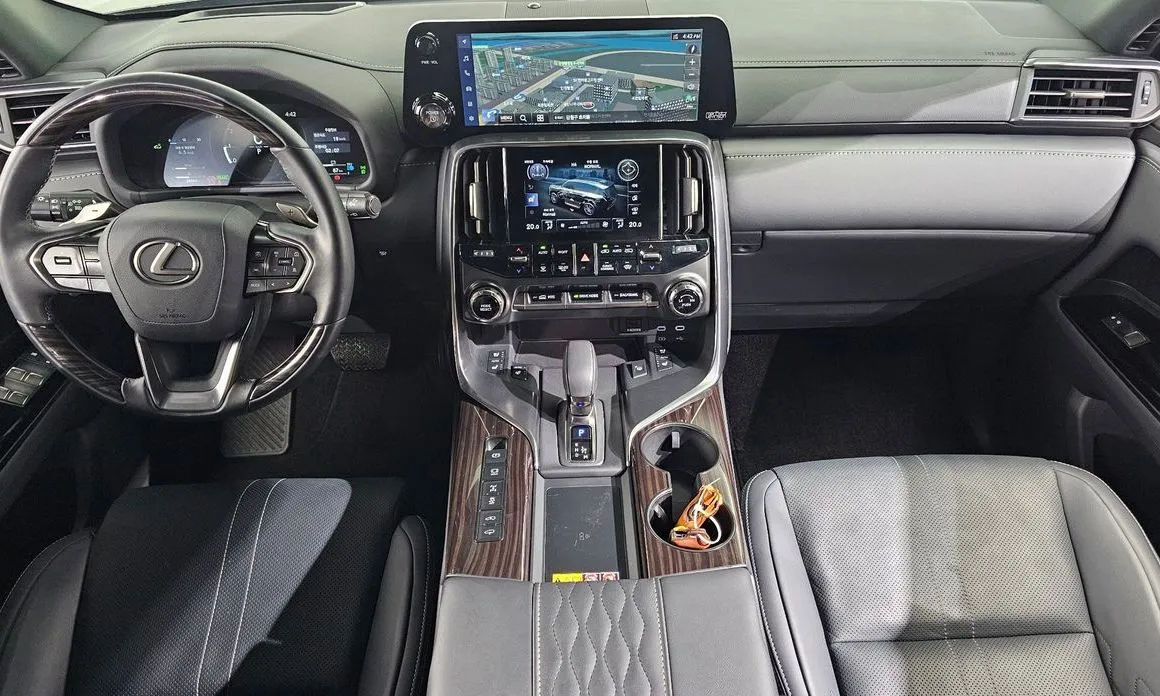 Lexus LX 2025 из KR, фото 8