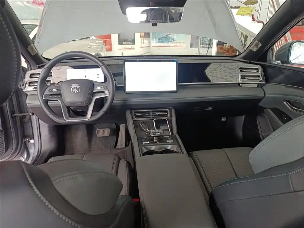 BYD Qin L — фото 10