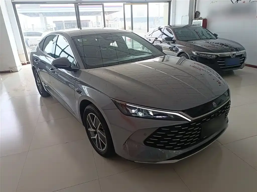 BYD Qin L — фото 9