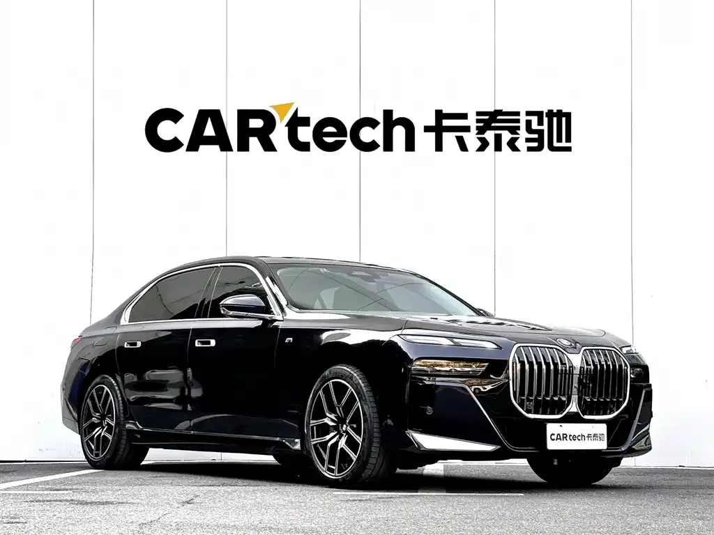 BMW 7 Series — фото 4