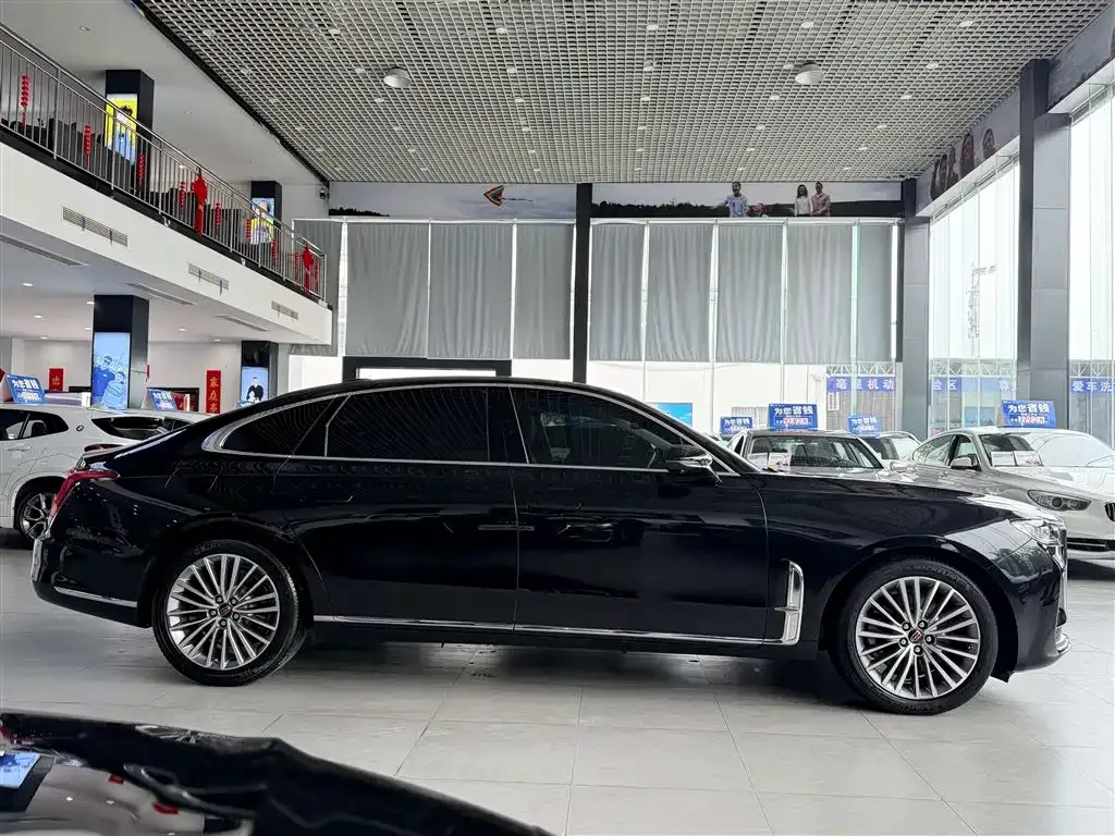 Hongqi H9 — фото 6