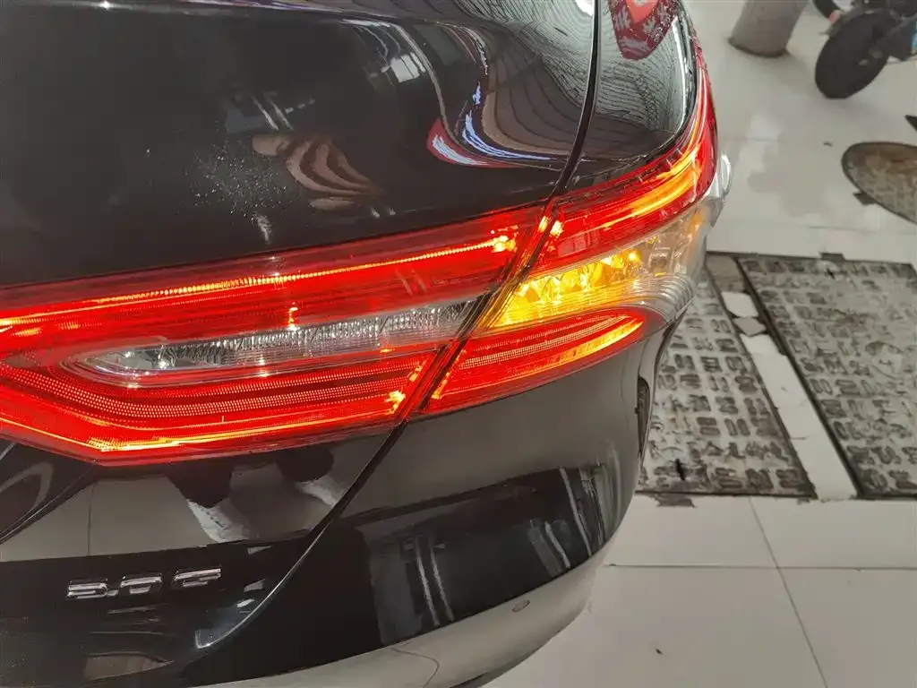 Toyota Camry — фото 3