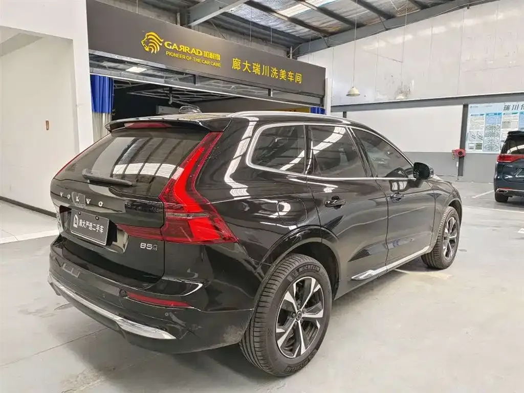 Volvo XC60 — фото 4