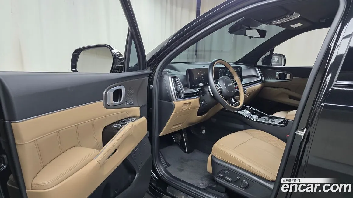 Kia Sorento — фото 6