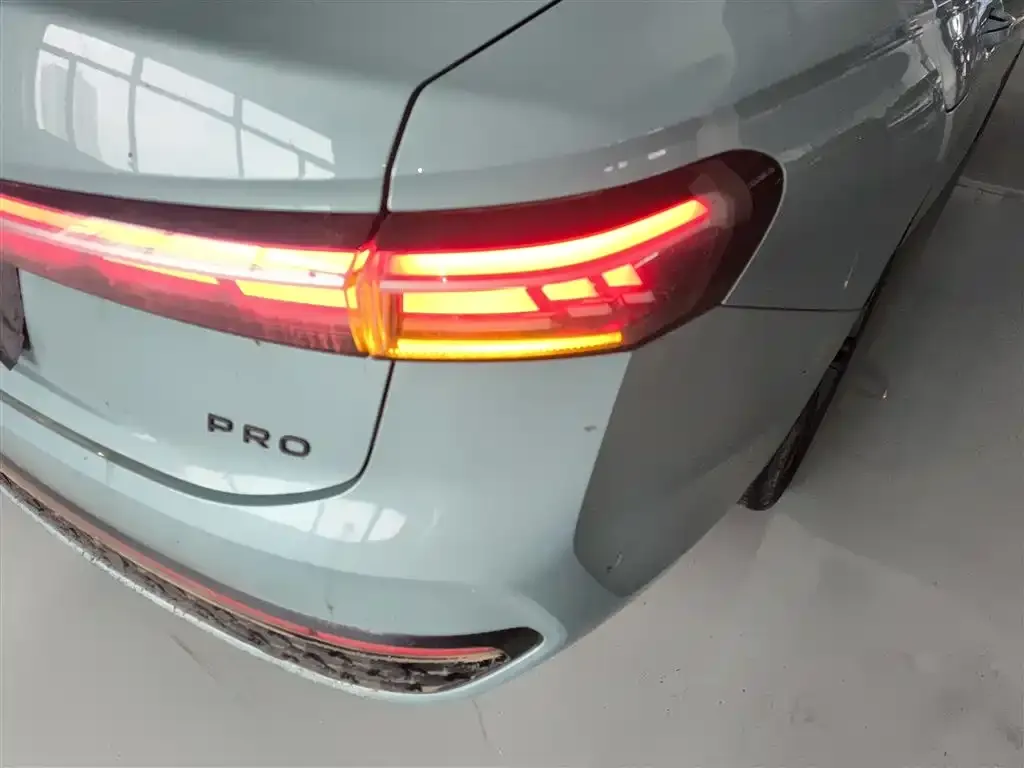 Volkswagen Passat — фото 5