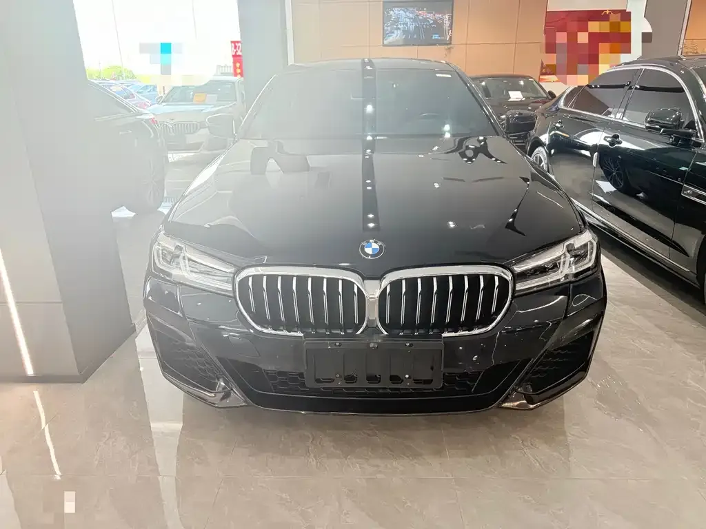 BMW 5 Series — фото 10