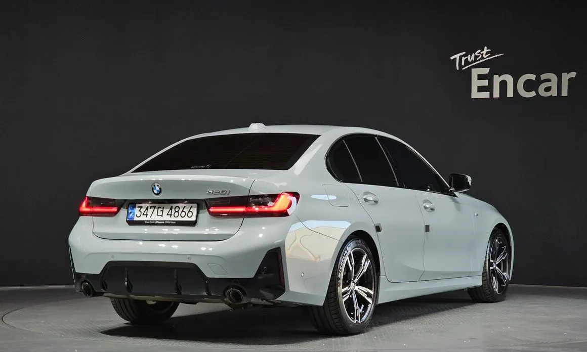 BMW 3-Series 2024 из KR, фото 9